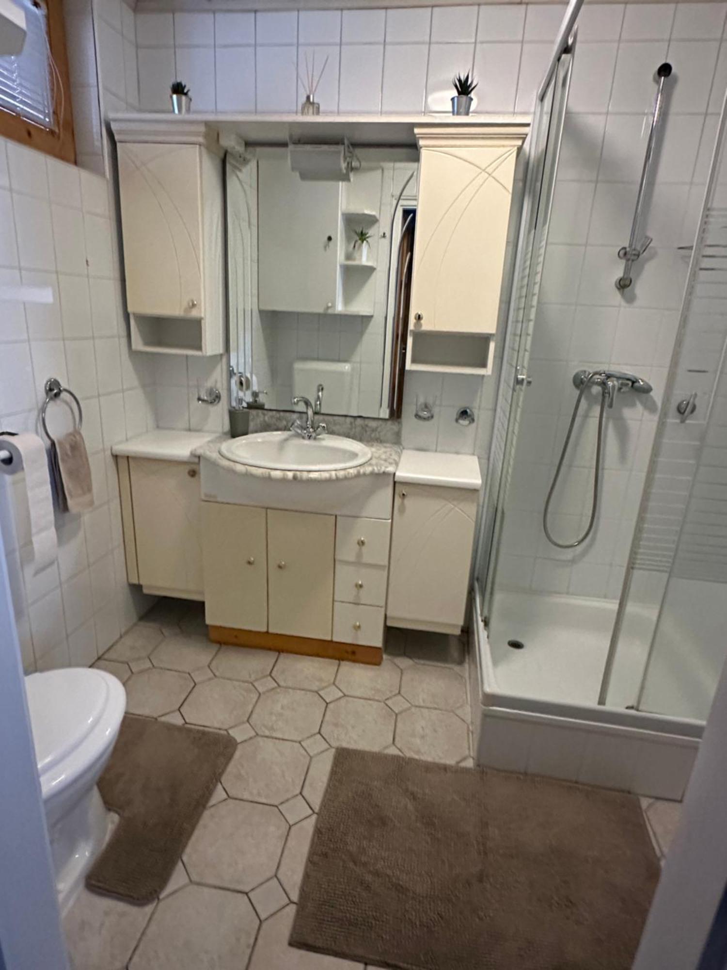 Andrea Apartman Buk Luaran gambar